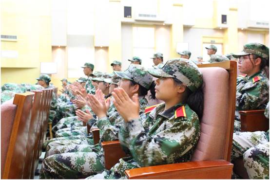 说明: D:\1、学办办公资料（2019年9月1日开始）\管理学院2015年至2019年伟德国际资料\2018年管理伟德国际\2018年迎新工作\2018年入学教育新闻稿\QQ图片20180926164029.png